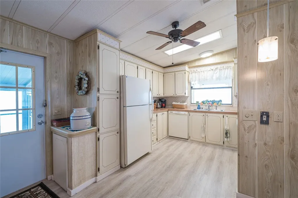 2045 Kona Drive Holiday FL 34691