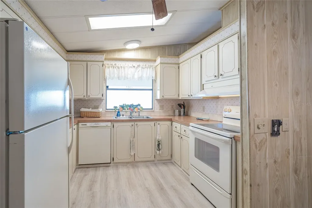 2045 Kona Drive Holiday FL 34691
