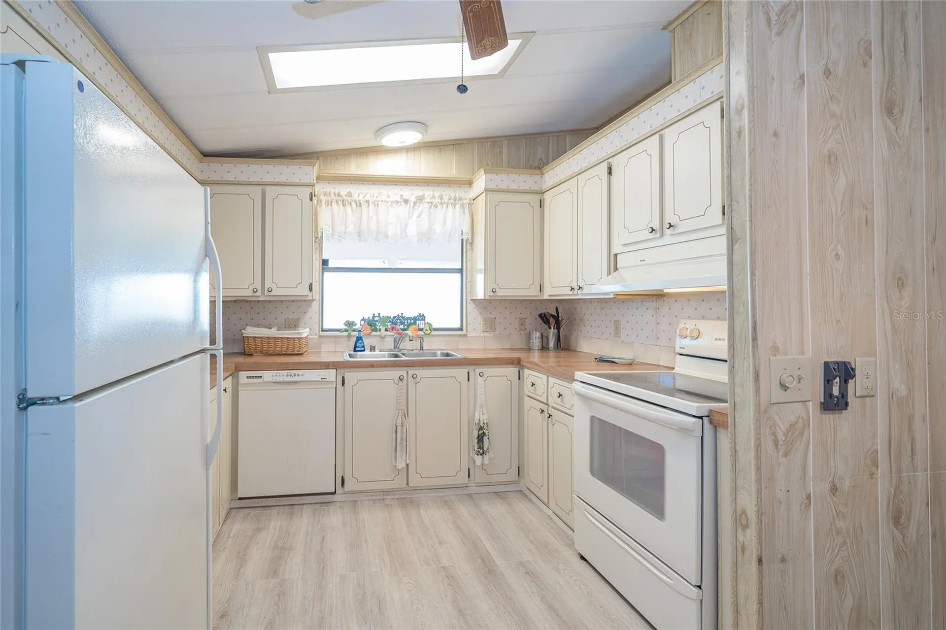 2045 Kona Drive Holiday FL 34691