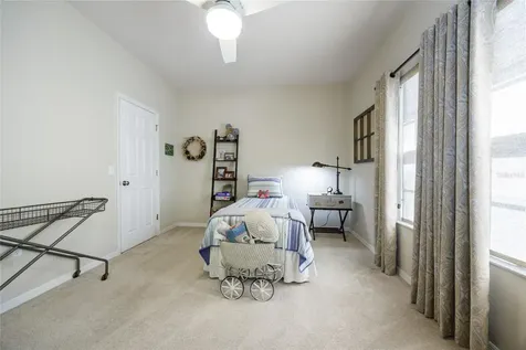 9542 SW 50th Road Gainesville FL 32608