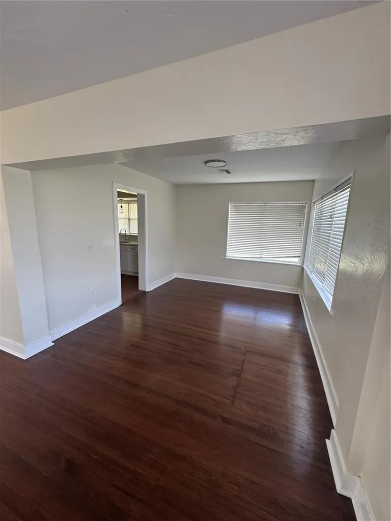 180 Devon Drive Clearwater Beach FL 33767