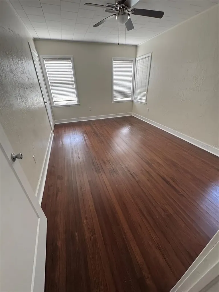 180 Devon Drive Clearwater Beach FL 33767