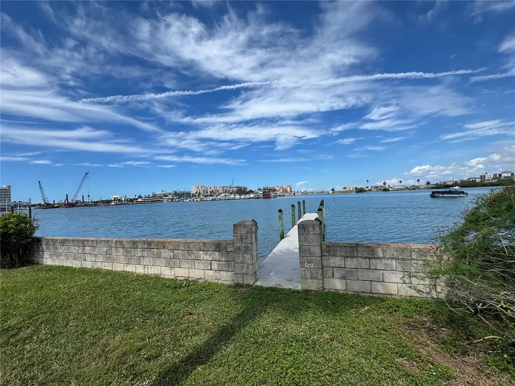 180 Devon Drive Clearwater Beach FL 33767