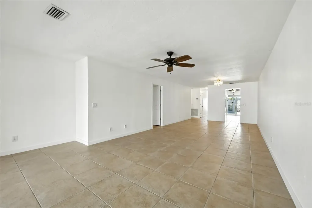 545 Boca Ciega Point Boulevard N St Petersburg FL 33708