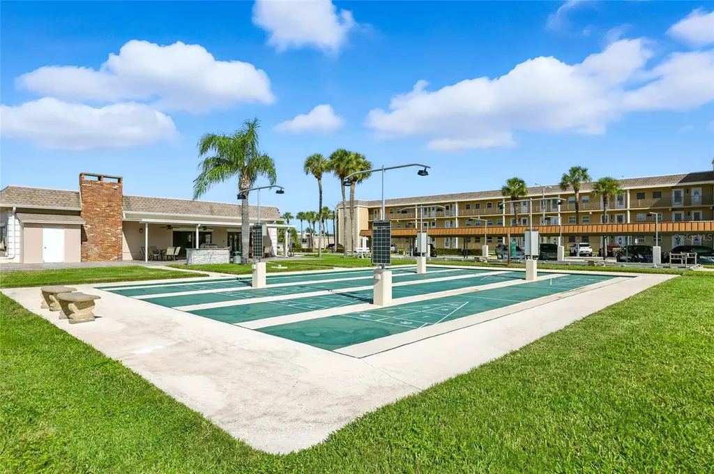 545 Boca Ciega Point Boulevard N St Petersburg FL 33708
