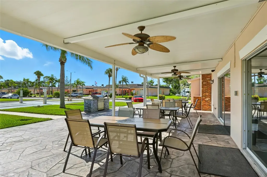 545 Boca Ciega Point Boulevard N St Petersburg FL 33708