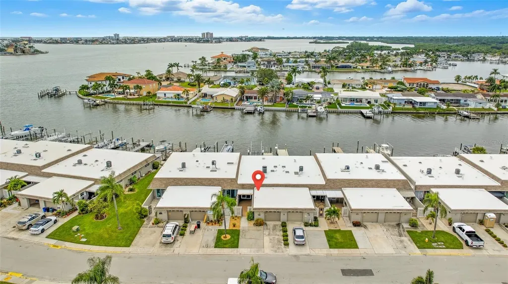 545 Boca Ciega Point Boulevard N St Petersburg FL 33708
