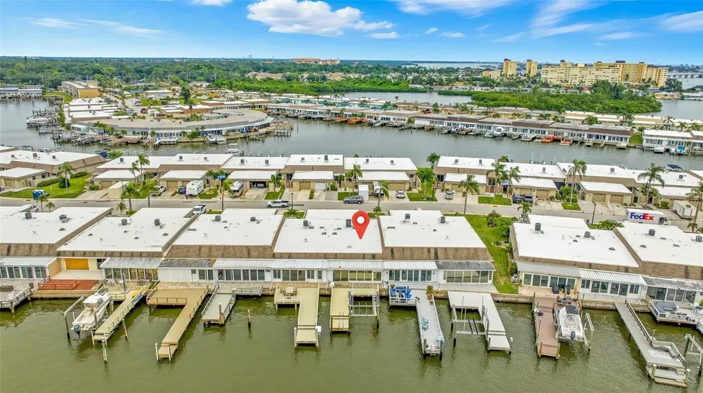 545 Boca Ciega Point Boulevard N St Petersburg FL 33708