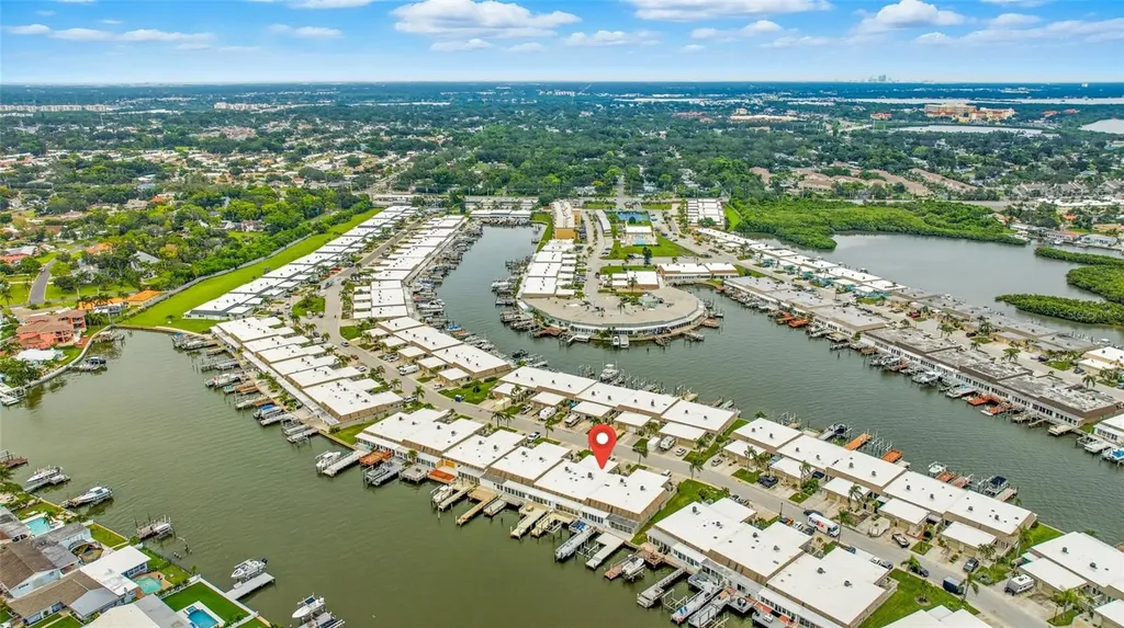 545 Boca Ciega Point Boulevard N St Petersburg FL 33708