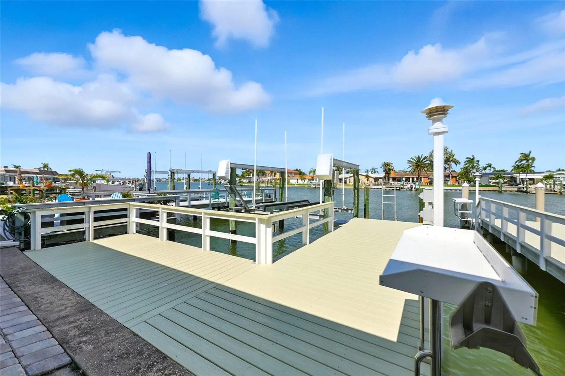545 Boca Ciega Point Boulevard N St Petersburg FL 33708