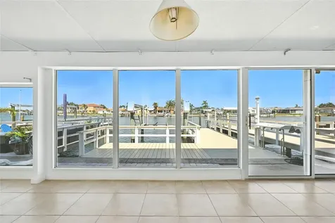 545 Boca Ciega Point Boulevard N St Petersburg FL 33708