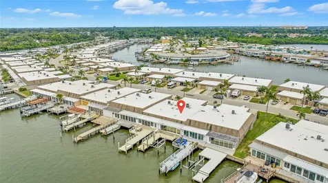545 Boca Ciega Point Boulevard N St Petersburg FL 33708