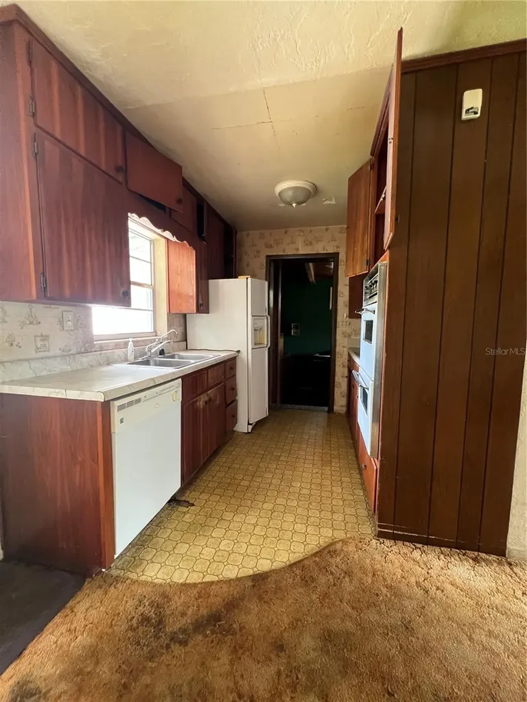 2141 NE 14th Street Ocala FL 34470