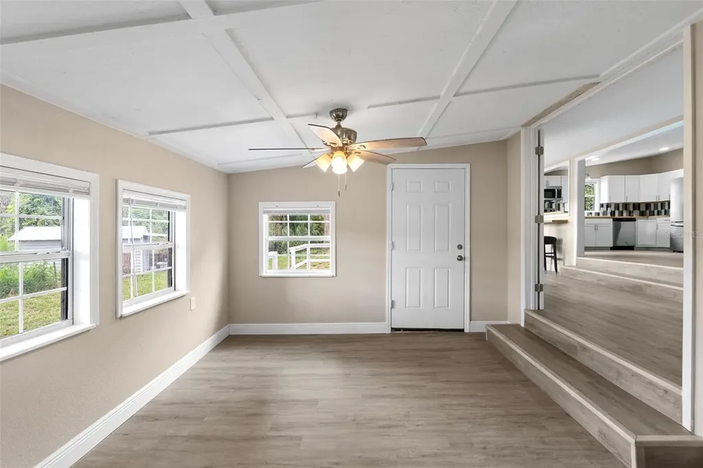 15375 SE 64th Place Ocklawaha FL 32179