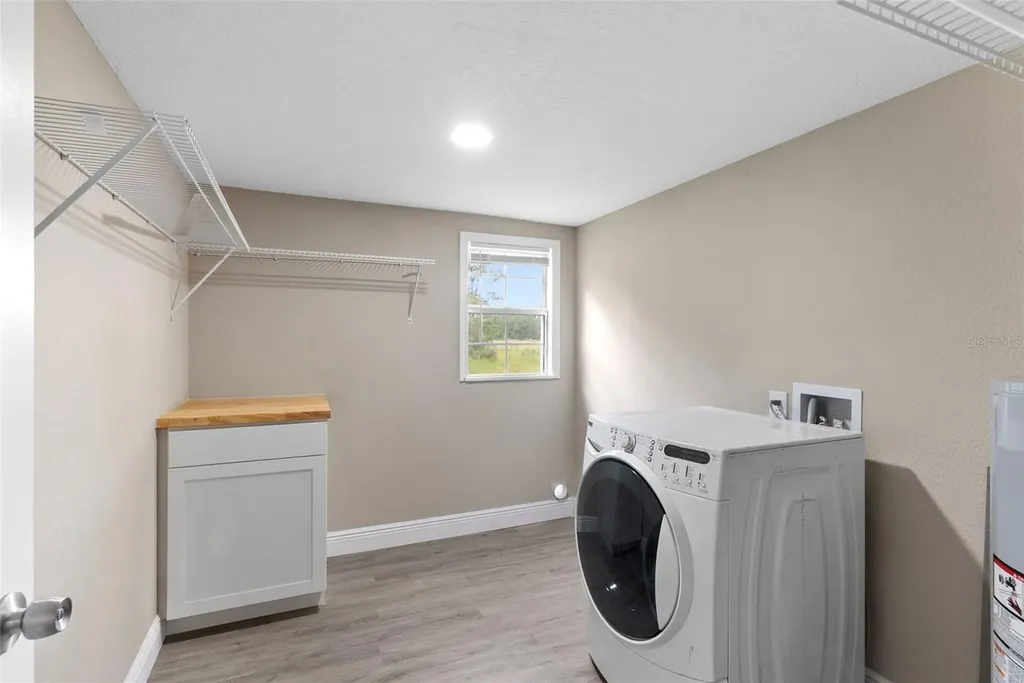 15375 SE 64th Place Ocklawaha FL 32179