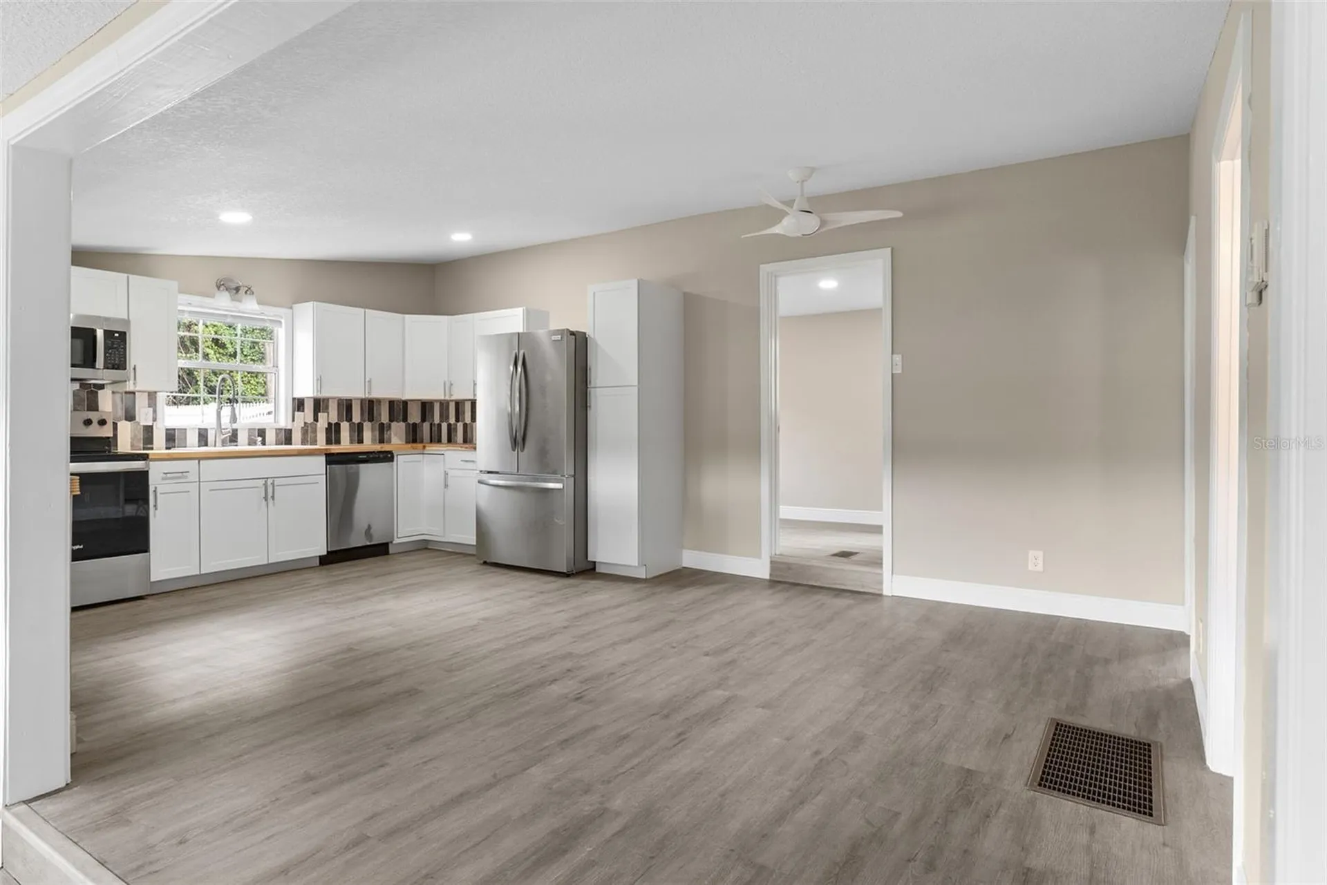 15375 SE 64th Place Ocklawaha FL 32179