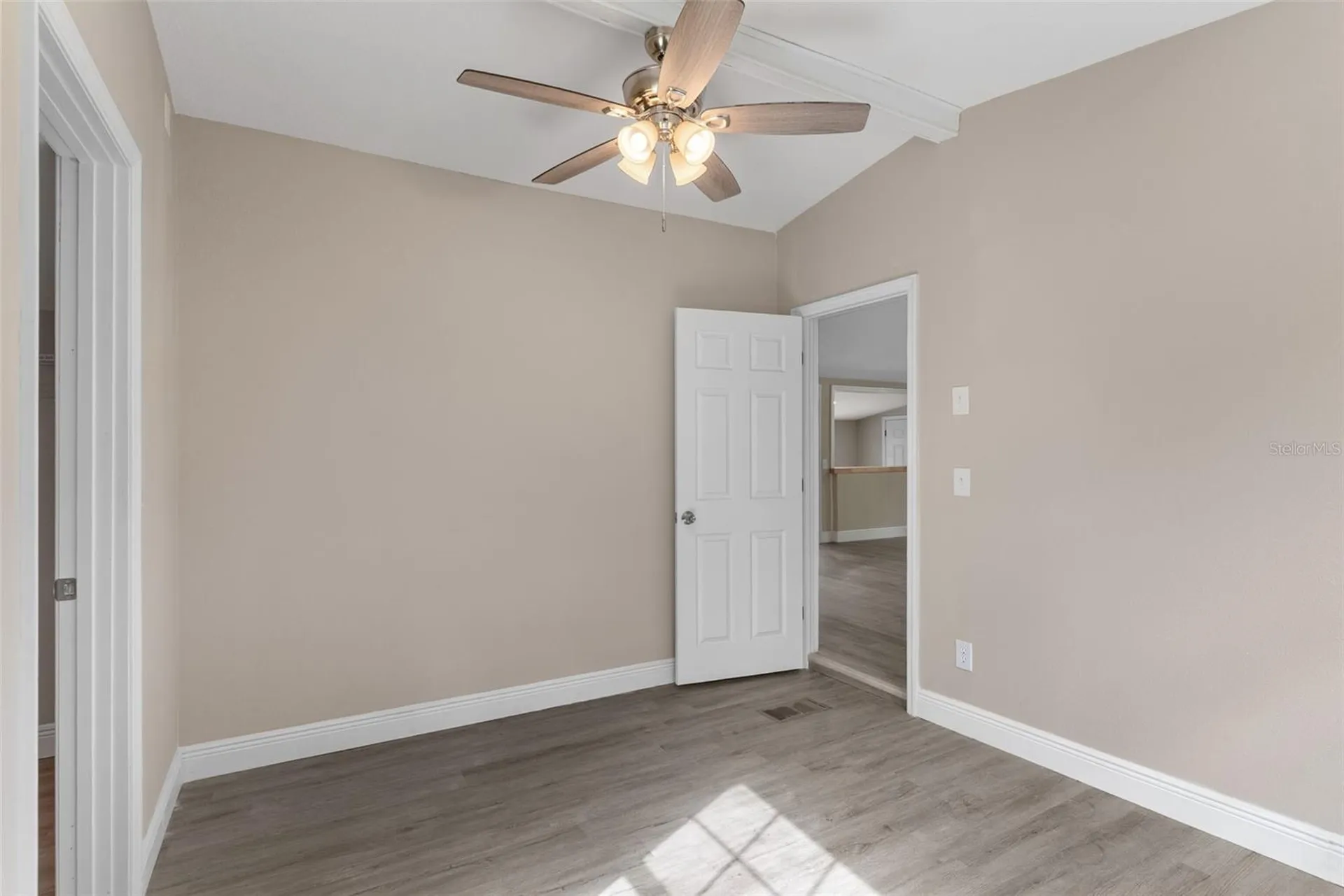15375 SE 64th Place Ocklawaha FL 32179