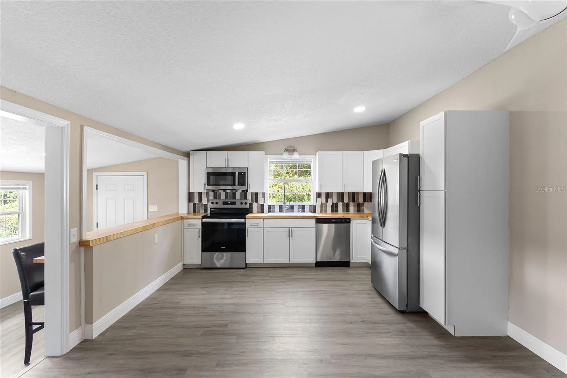 15375 SE 64th Place Ocklawaha FL 32179