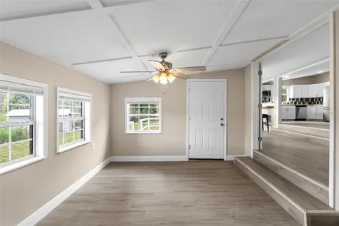 15375 SE 64th Place Ocklawaha FL 32179