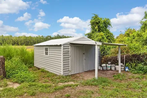 15375 SE 64th Place Ocklawaha FL 32179