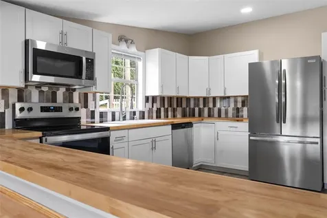 15375 SE 64th Place Ocklawaha FL 32179