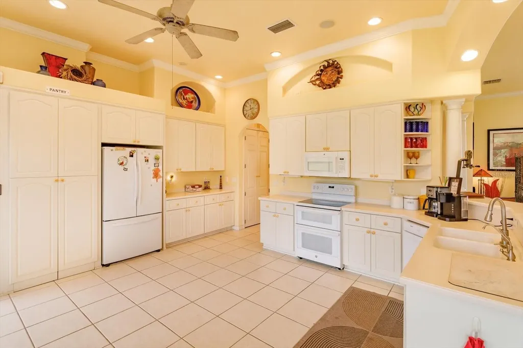 4802 Glen Coe Street Leesburg FL 34748