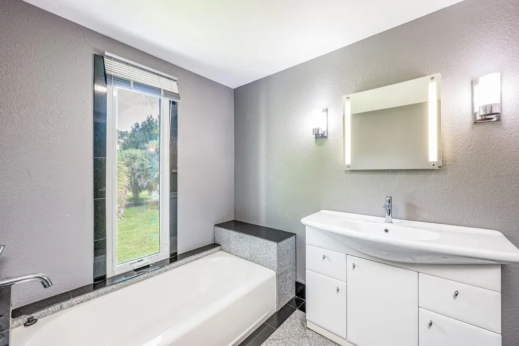 224 Adelaide Boulevard Altamonte Springs FL 32701