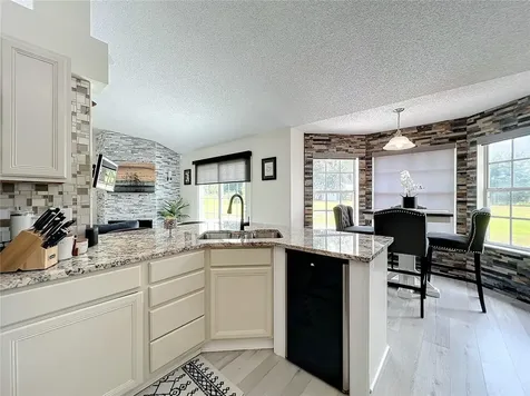 17528 E Apshawa Road Minneola FL 34715