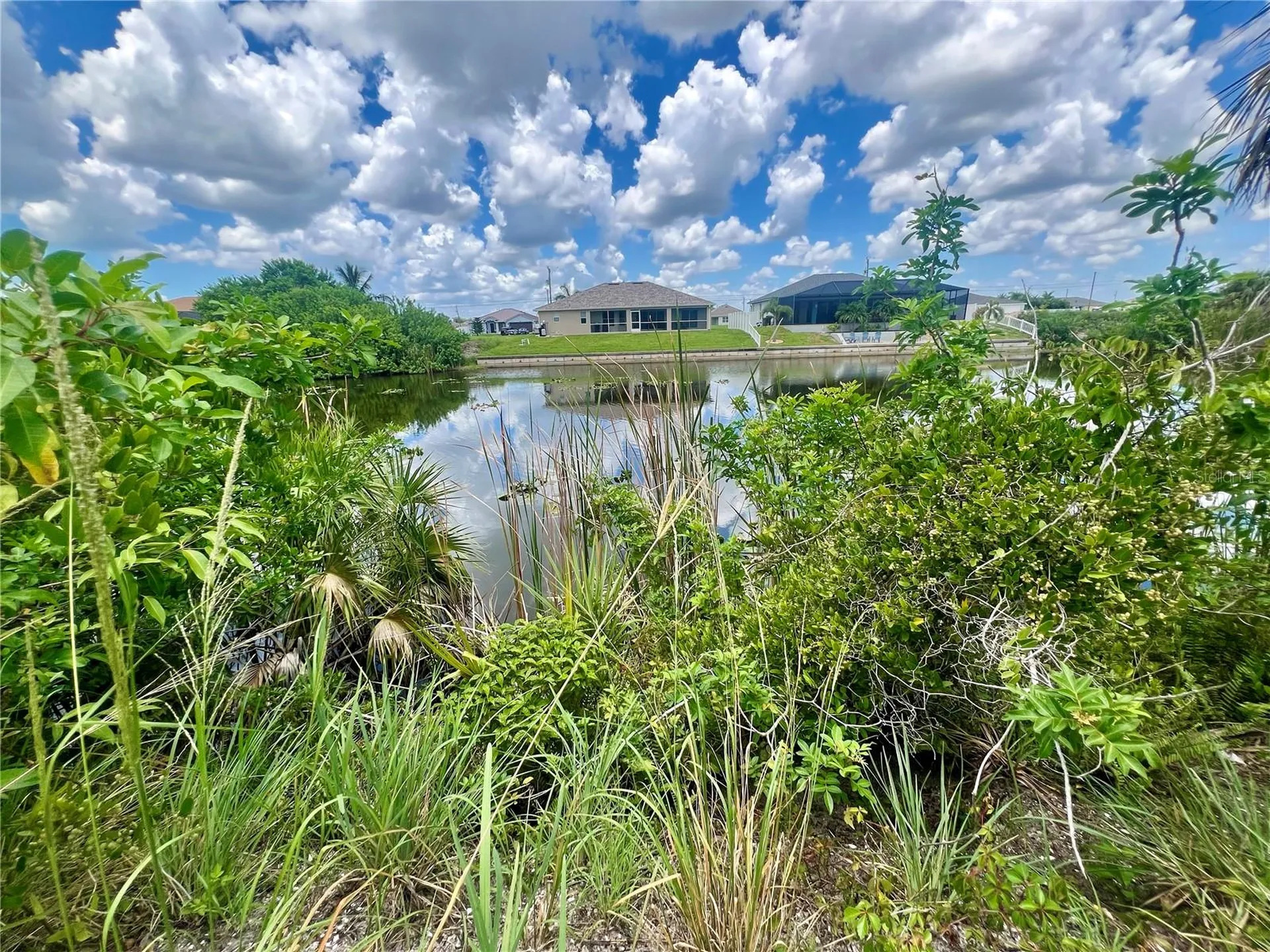 1423 NW 8th Terrace Cape Coral FL 33993