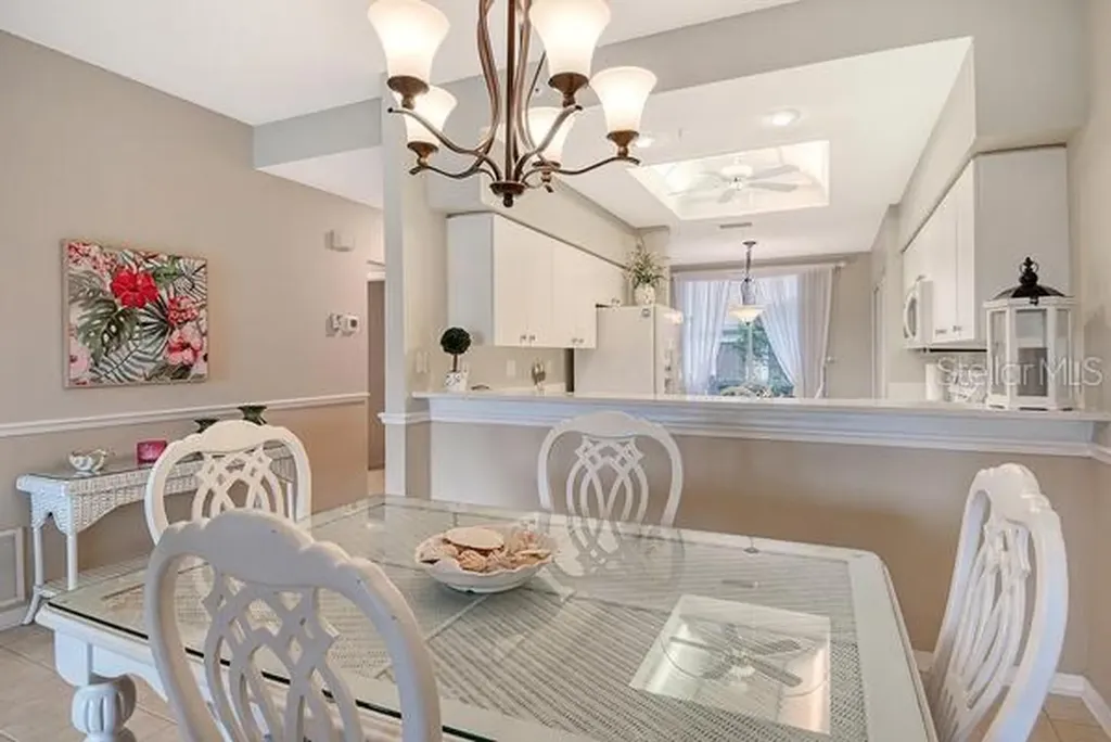 9641 Castle Point Drive Sarasota FL 34238