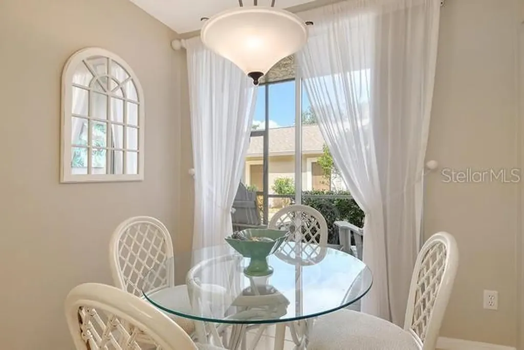 9641 Castle Point Drive Sarasota FL 34238