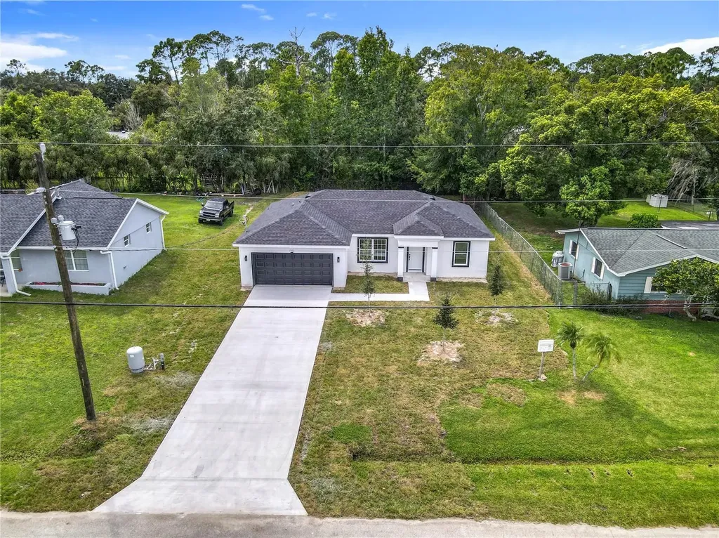 1972 3rd Avenue Deland FL 32724