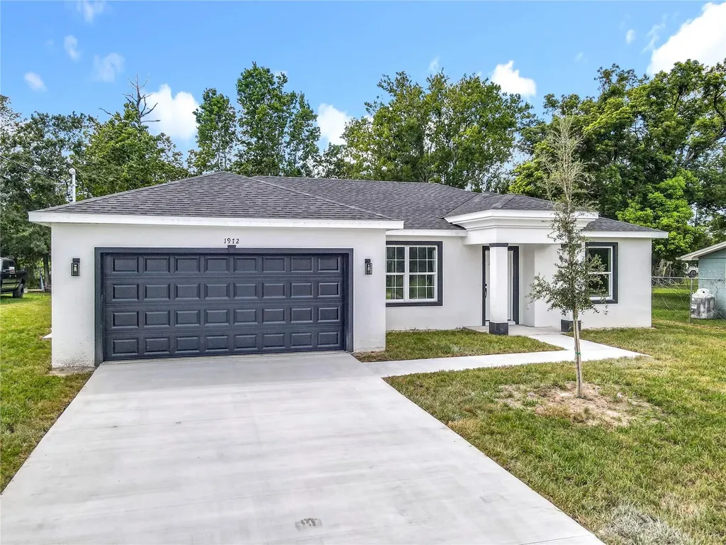 1972 3rd Avenue Deland FL 32724