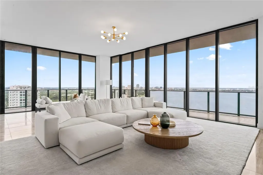 3101 Bayshore Boulevard Tampa FL 33629