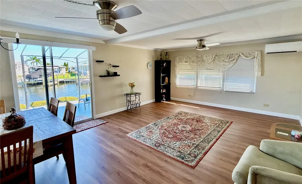144 Americana Court NE St Petersburg FL 33702