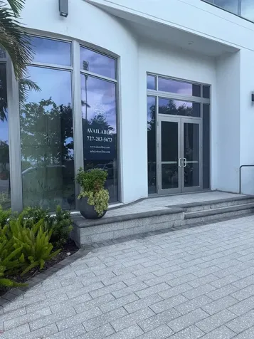 325 1st Street S St Petersburg FL 33701