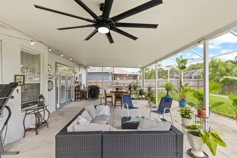 10237 Goldenbrook Way Tampa FL 33647