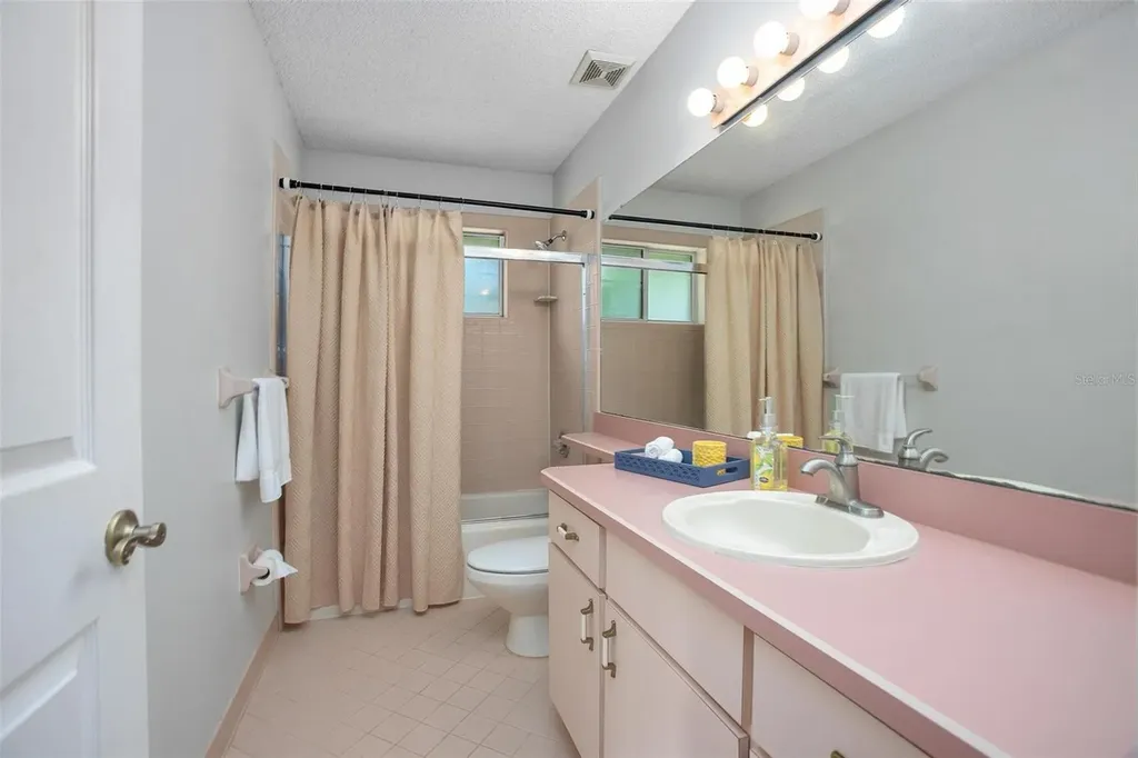 127 Muirfield Drive Daytona Beach FL 32114
