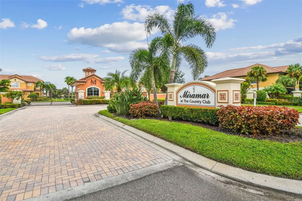 8161 Miramar Way Lakewood Ranch FL 34202