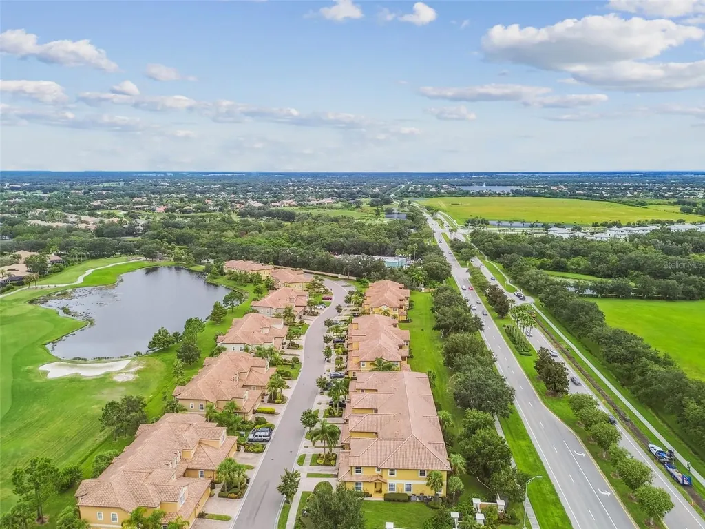 8161 Miramar Way Lakewood Ranch FL 34202