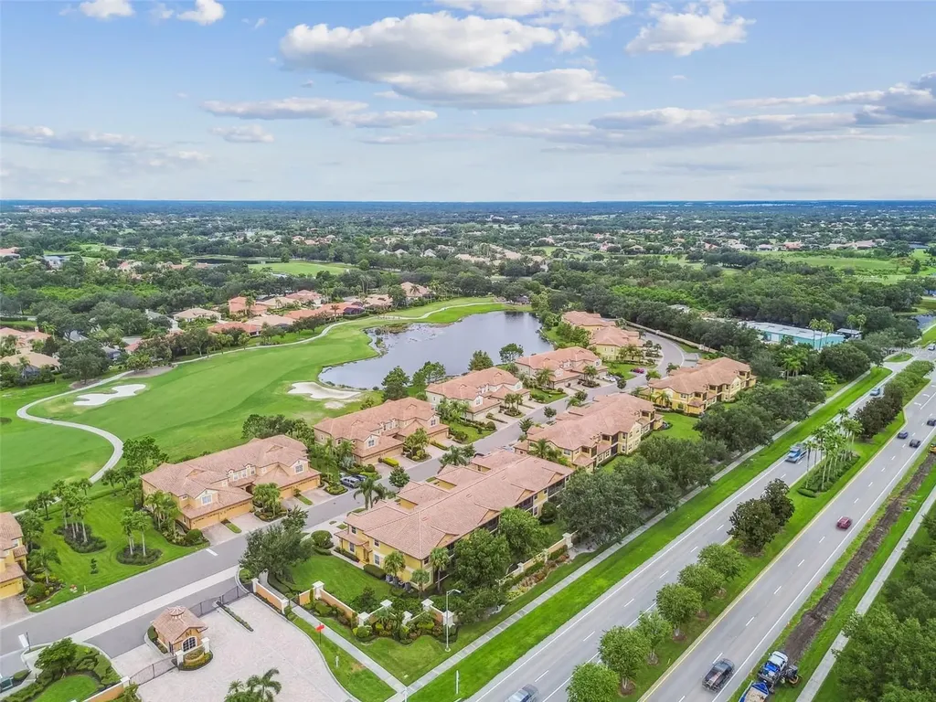 8161 Miramar Way Lakewood Ranch FL 34202