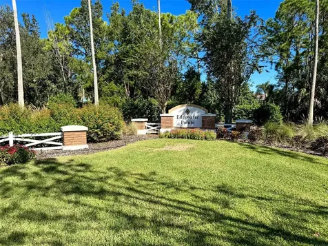 8204 Waterview Boulevard Lakewood Ranch FL 34202