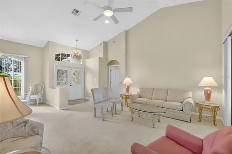 5135 Aurora Drive Leesburg FL 34748