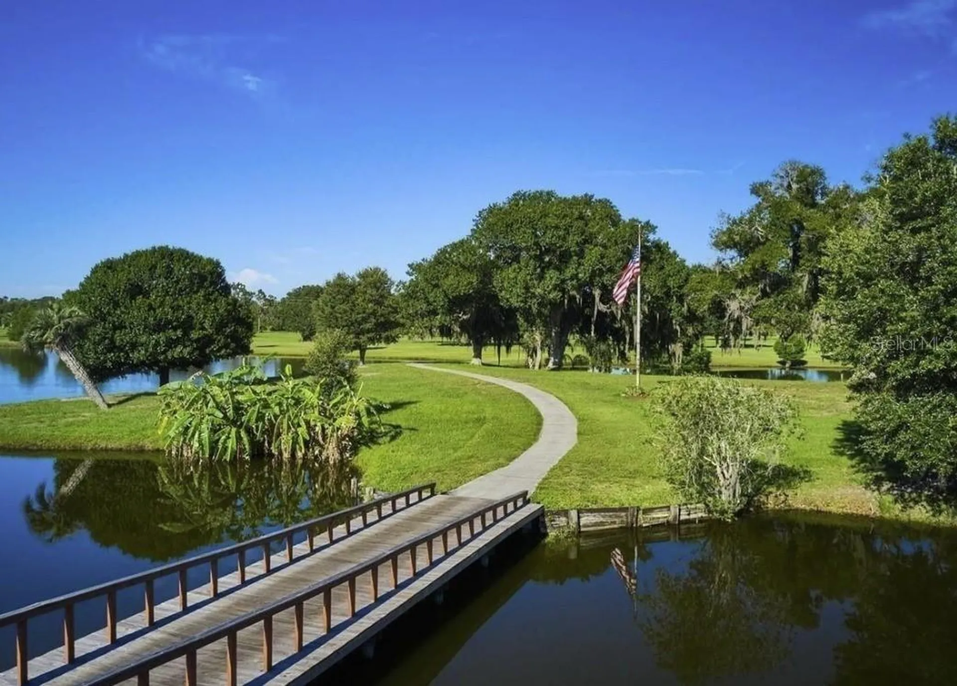 13 Indian Lake Drive Indian Lake Estates FL 33855