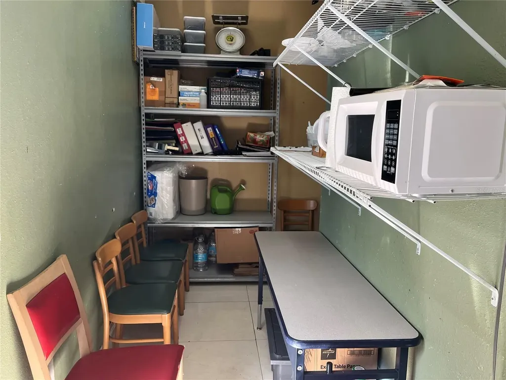 1706 E Semoran Boulevard Apopka FL 32703