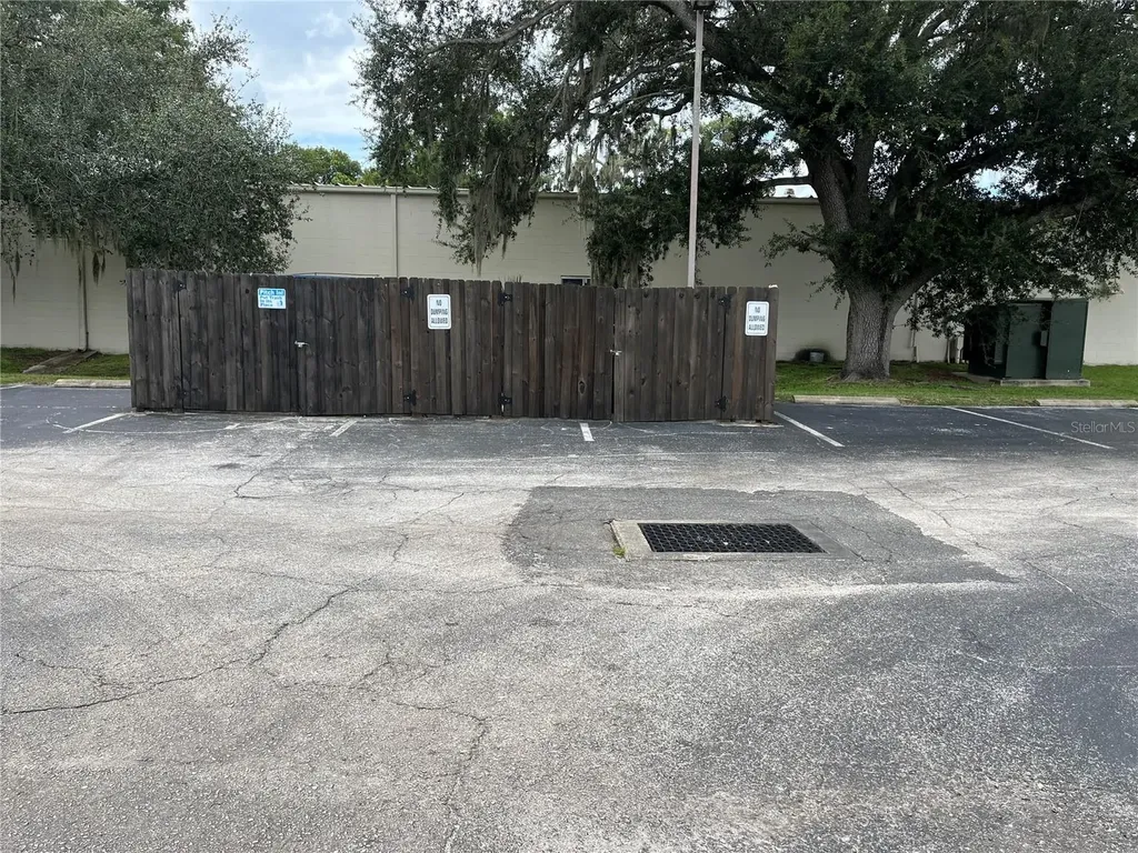 1706 E Semoran Boulevard Apopka FL 32703