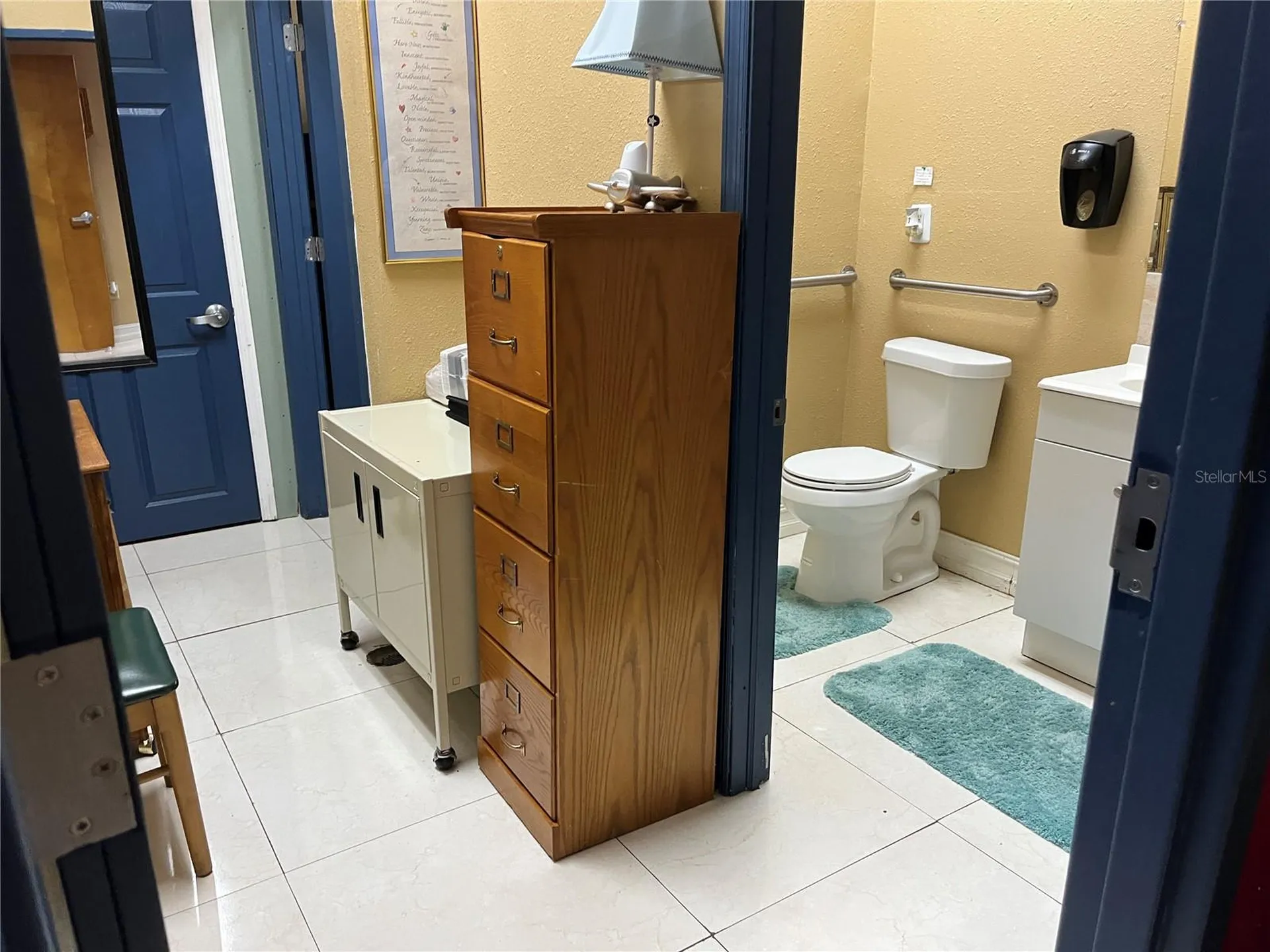 1706 E Semoran Boulevard Apopka FL 32703