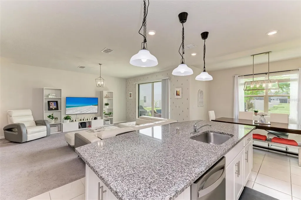 10337 Berryessa Avenue Riverview FL 33578