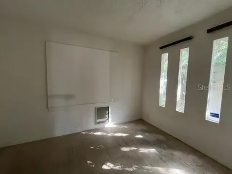 1318 E Drive Martin Luther King Jr Boulevard Tampa FL 33603