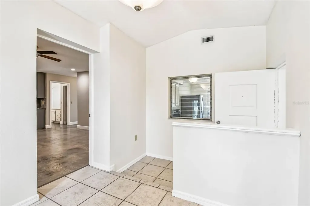 1101 81st Avenue N St Petersburg FL 33702